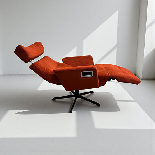 Conform Relieve lenestol – Oransje tekstil | Ergonomisk luksus | MøbelGlede