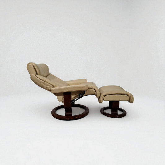 Stressless Magic (M) lenestol med Krakk | Mobelglede