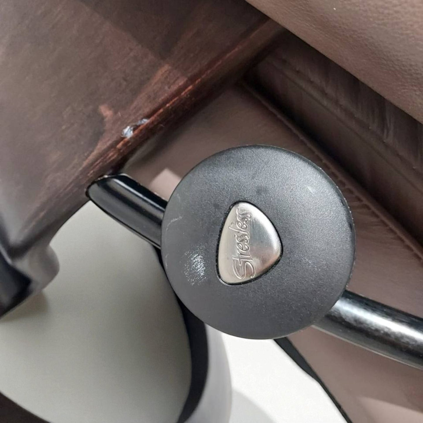 Stressless Memphis lenestol m.krakk i lys brun