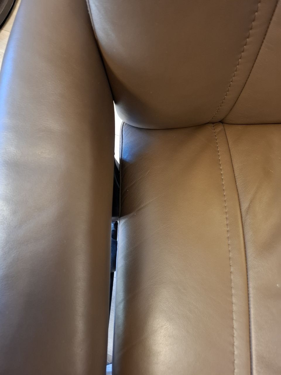 Stressless Wing Power (M) Leg&Back elektrisk lenestol Brunt skinn med batteri