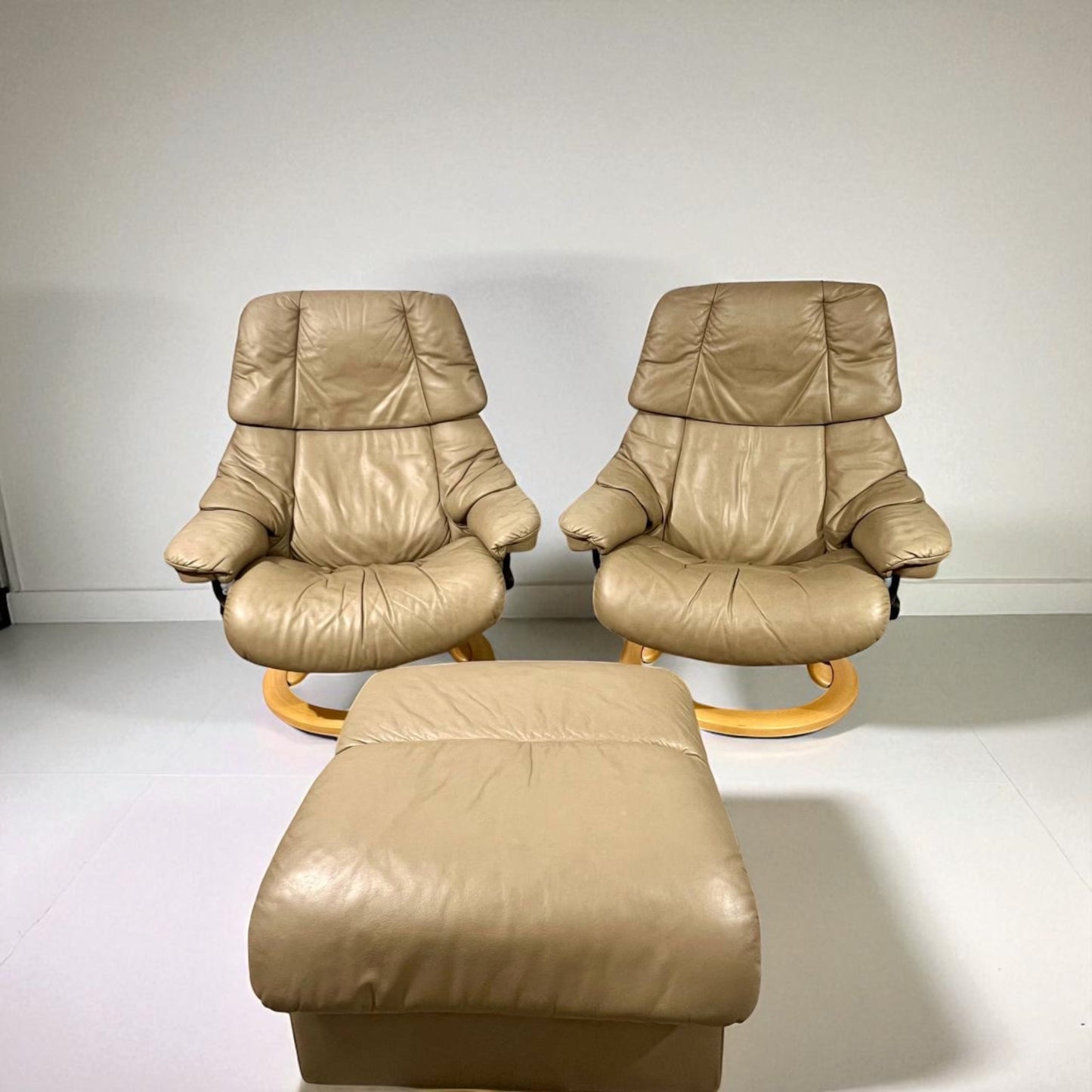 2stk Stressless Reno (L) m/1 krakk og 1 puff