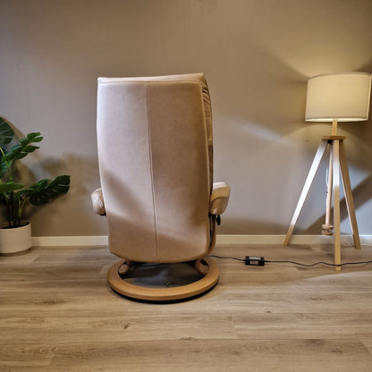 Brukt Stressless Aura Power lenestol (M) i beige skinn - bakvisning