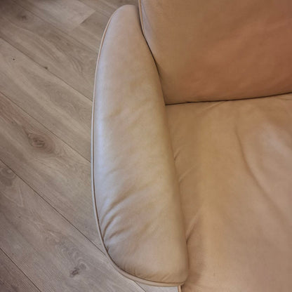 Brukt Stressless Aura Power lenestol (M) i beige skinn - detaljbilde skinn