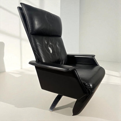 Berg Ato Recliner / Lenestol (L)  Luksuriøs m/ innbygd fothviler