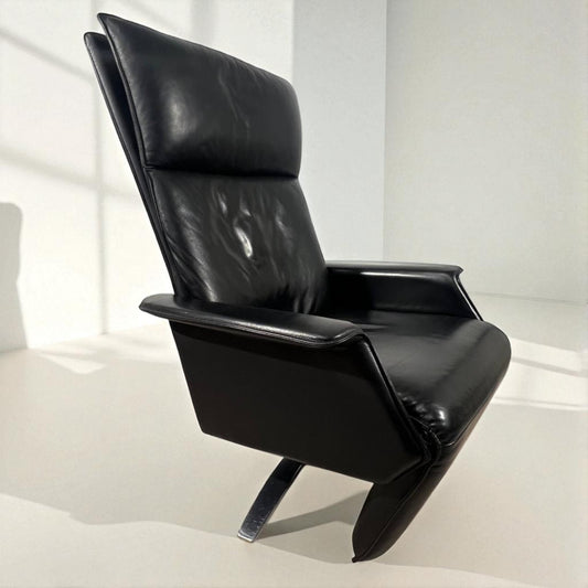 Berg Ato Recliner / Lenestol (L)  Luksuriøs m/ innbygd fothviler