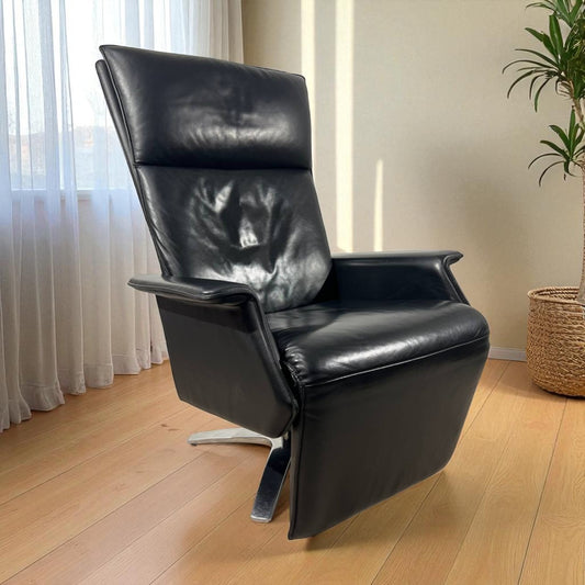 Berg Ato Recliner / Lenestol (L)  Luksuriøs m/ innbygd fothviler