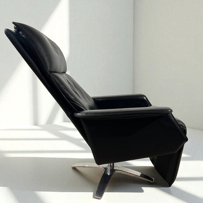 Berg Ato Recliner / Lenestol (L)  Luksuriøs m/ innbygd fothviler