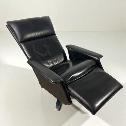 Berg Ato Recliner / Lenestol (L)  Luksuriøs m/ innbygd fothviler
