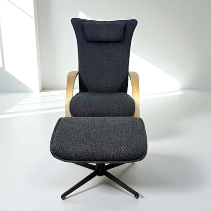 Brunstad® Delta Motion Wood lenestol med fotskammel