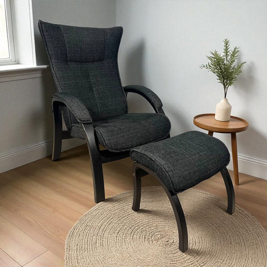 Conform Easy lenestol med fotskammel – Ergonomisk komfort i mørk grå