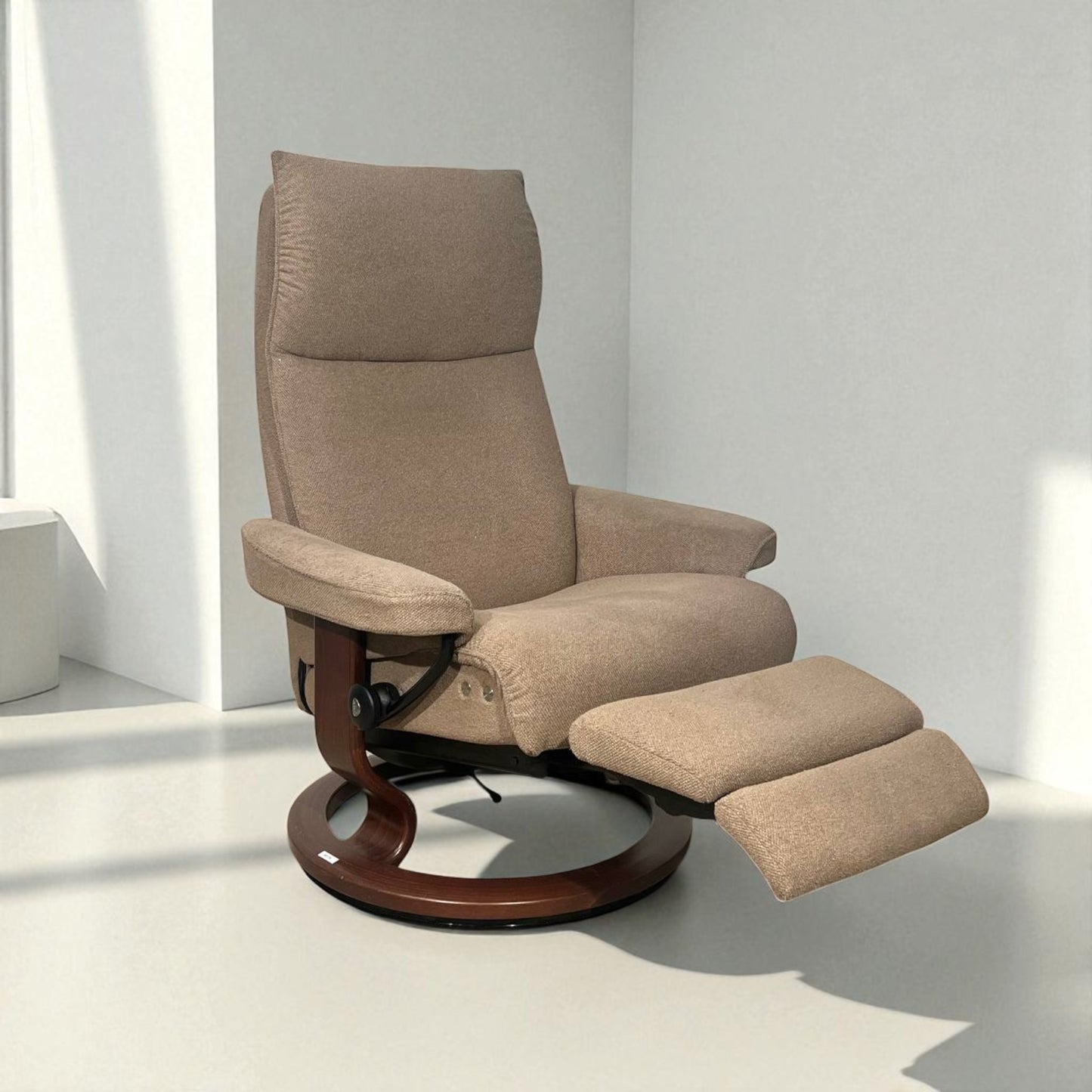 Stressless Aura Power lenestol – Elektrisk Komfort med batteriet | MøbelGlede