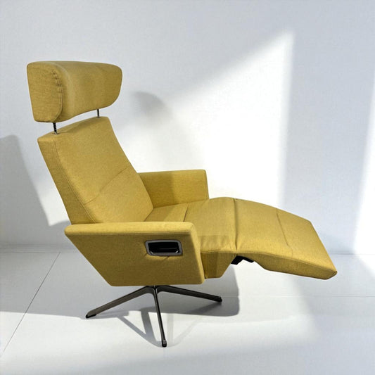 Eksklusiv Conform Relieve Recliner med innbygd fothviler