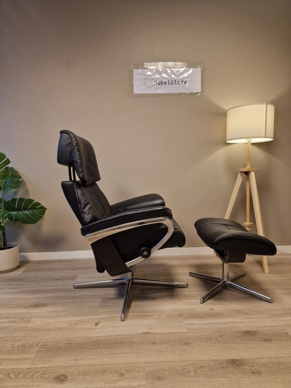 Brukt Stressless Ruby lenestol m/krakk i sort - skravisning