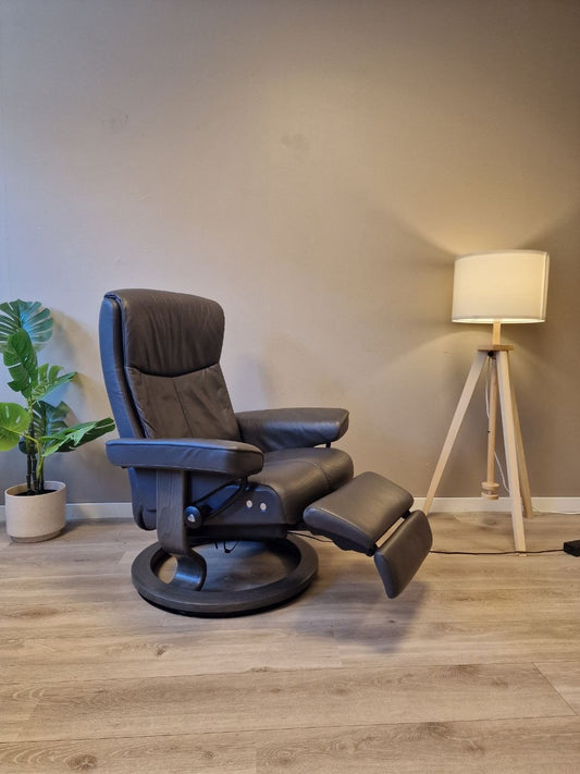 Stressless Dover Power lenestol (M) i grå med batteri
