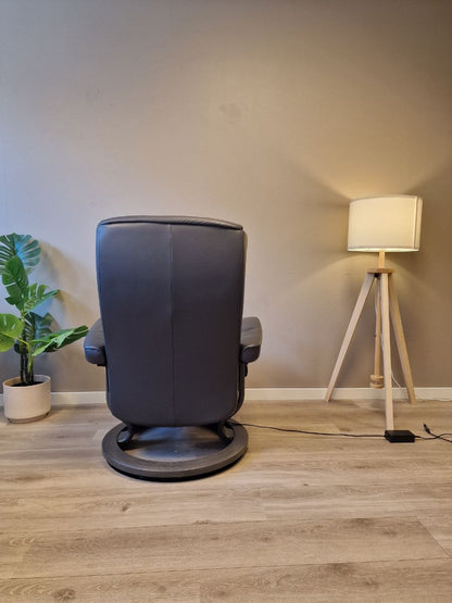 Stressless Peace Power lenestol (M) i grå med batteri