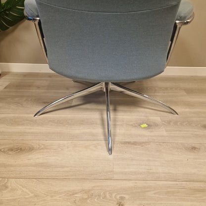 Stressless Metro lav rygg lenestol i lys blå tekstil