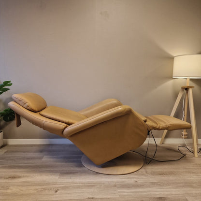 Stressless Sam elektrisk lenestol i beige skinn – varme og massasje