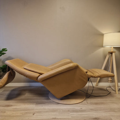Stressless Sam elektrisk lenestol i beige skinn – varme og massasje