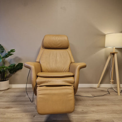 Stressless Sam elektrisk lenestol i beige skinn – varme og massasje