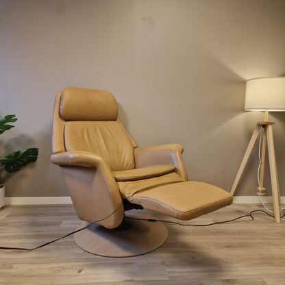 Stressless Sam elektrisk lenestol i beige skinn – varme og massasje