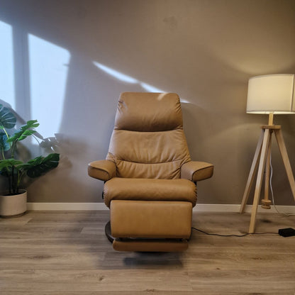 Stressless View elektrisk lenestol m/integrert fothviler i beige skinn