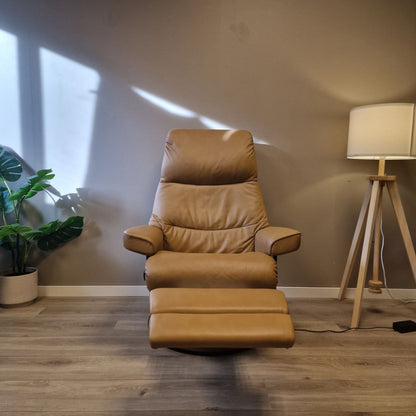 Stressless View elektrisk lenestol m/integrert fothviler i beige skinn