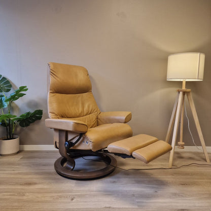 Stressless View elektrisk lenestol m/integrert fothviler i beige skinn