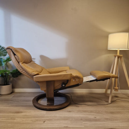 Stressless View elektrisk lenestol m/integrert fothviler i beige skinn