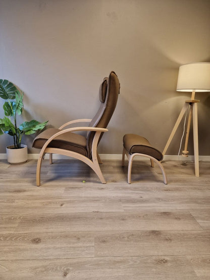 Brunstad Delta Adventure lenestol m/krakk i brun skinn