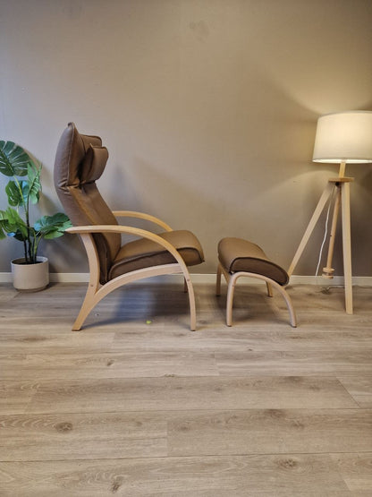 Brunstad Delta Adventure lenestol m/krakk i brun skinn