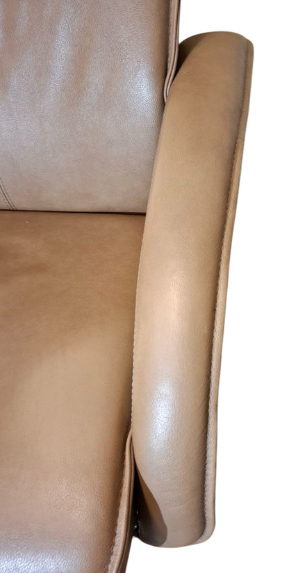 PENT BRUKT | Brunstad Delta Motion lenestol med krakk i brun