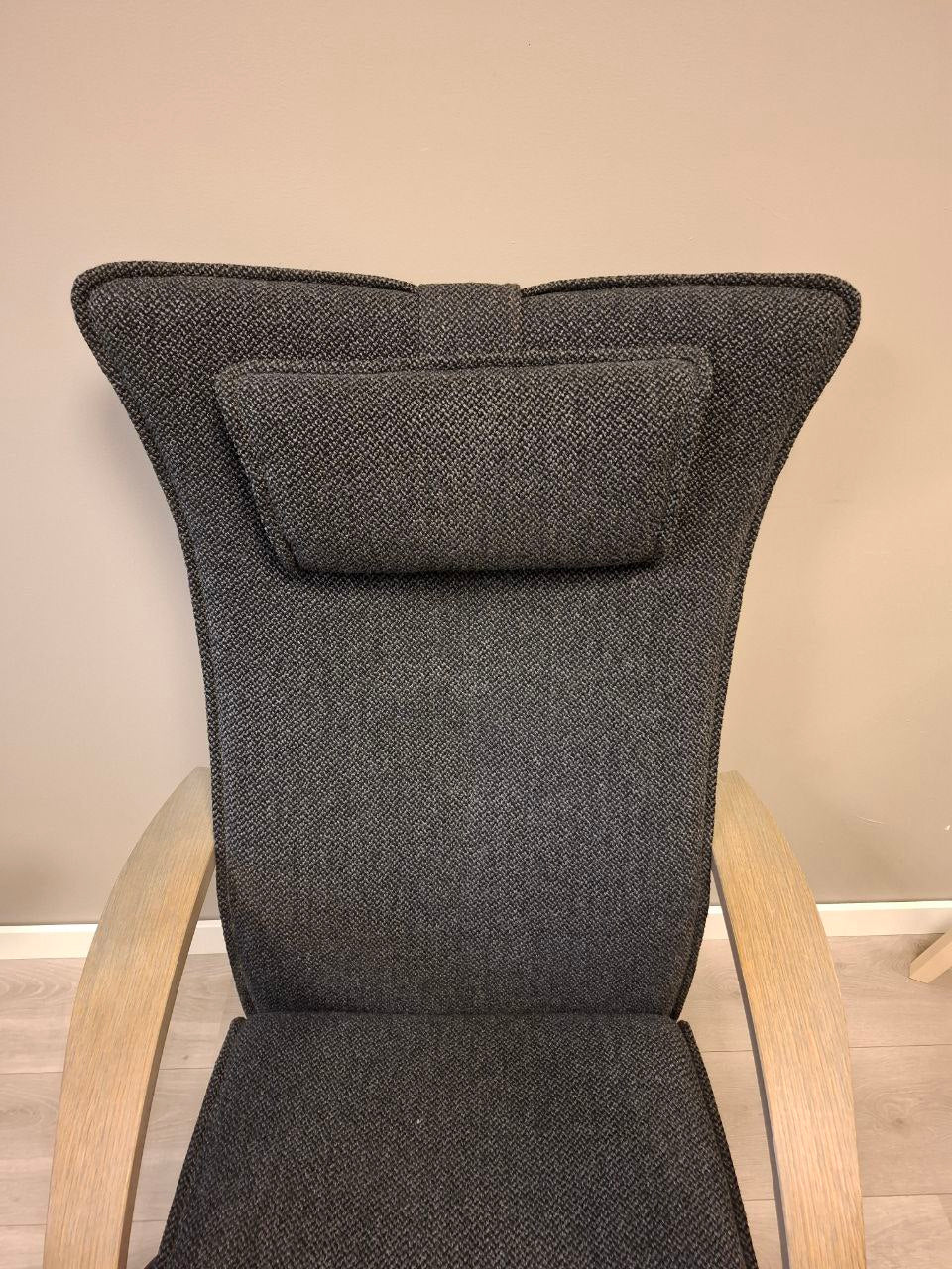 Brunstad® Delta Motion Wood lenestol m/krakk i grå