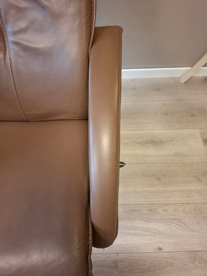 PENT BRUKT | Brunstad Delta Swing lenestol med krakk i mørk brun