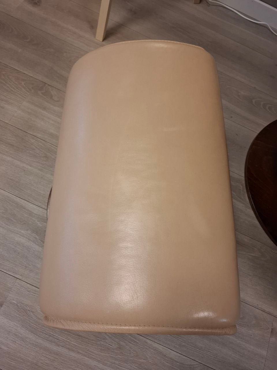 Brunstad Delta Swing lenestol m/krakk Lyst beige skinn