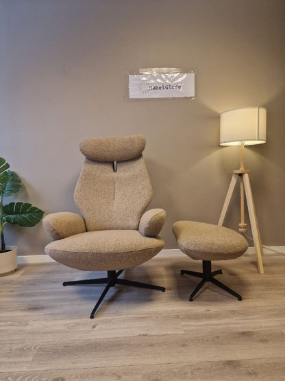 Brukt Brunstad SPLIT lenestol m/krakk i offwhite teddy - detaljbilde skinn