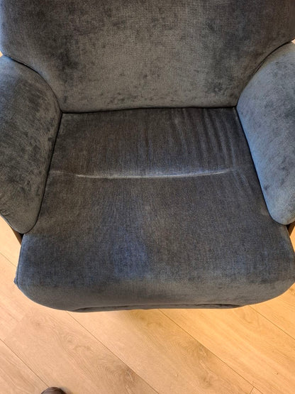 Conform Air lenestol i blå velour tekstil