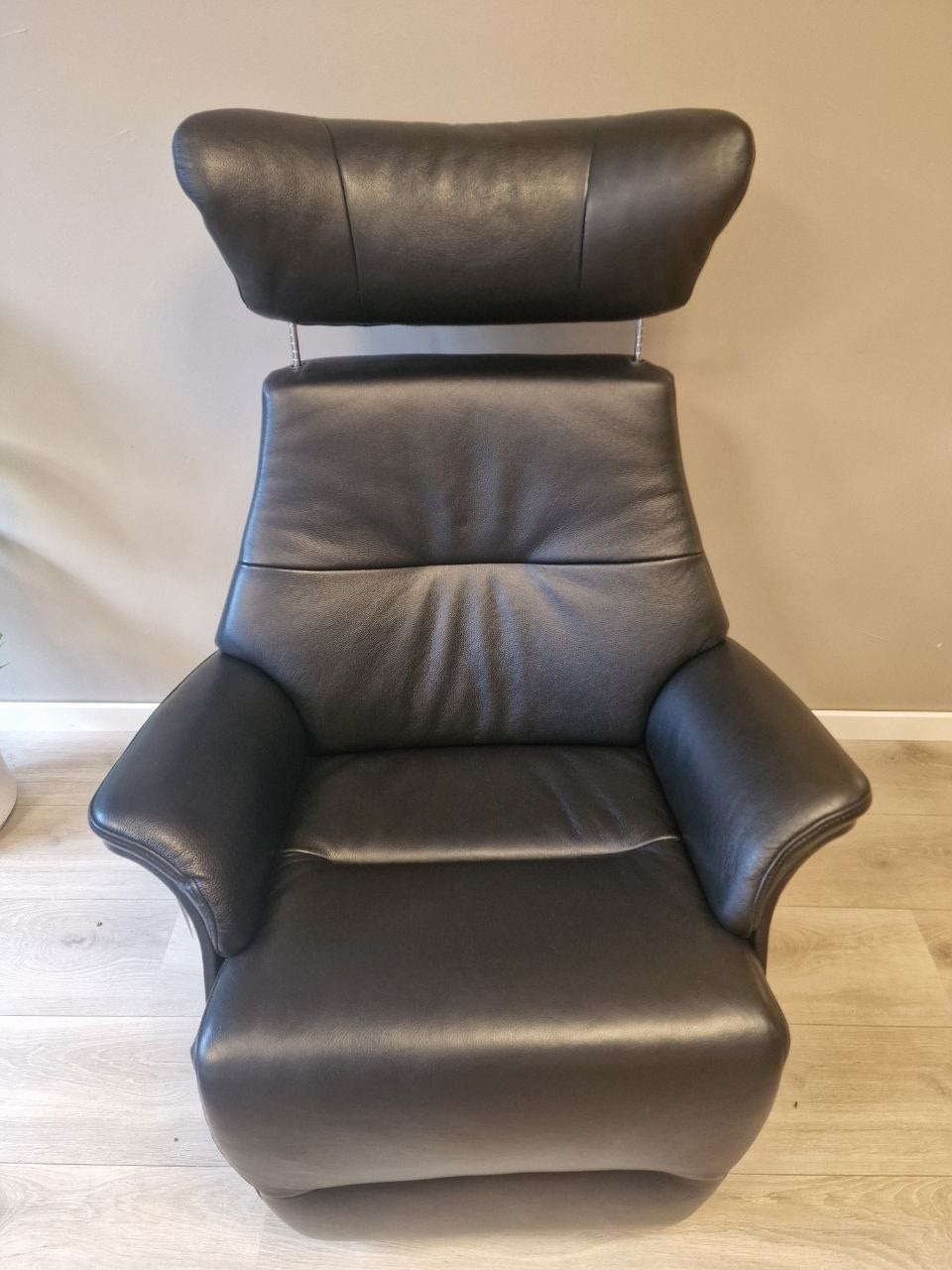 Conform Air Recliner / lenestol i svart