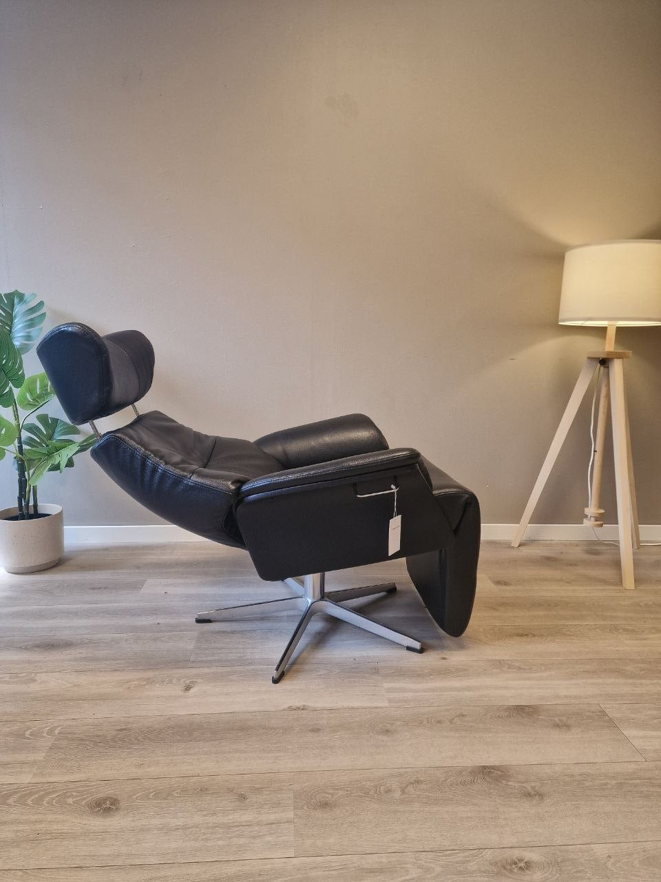 Conform Air Recliner / lenestol i svart