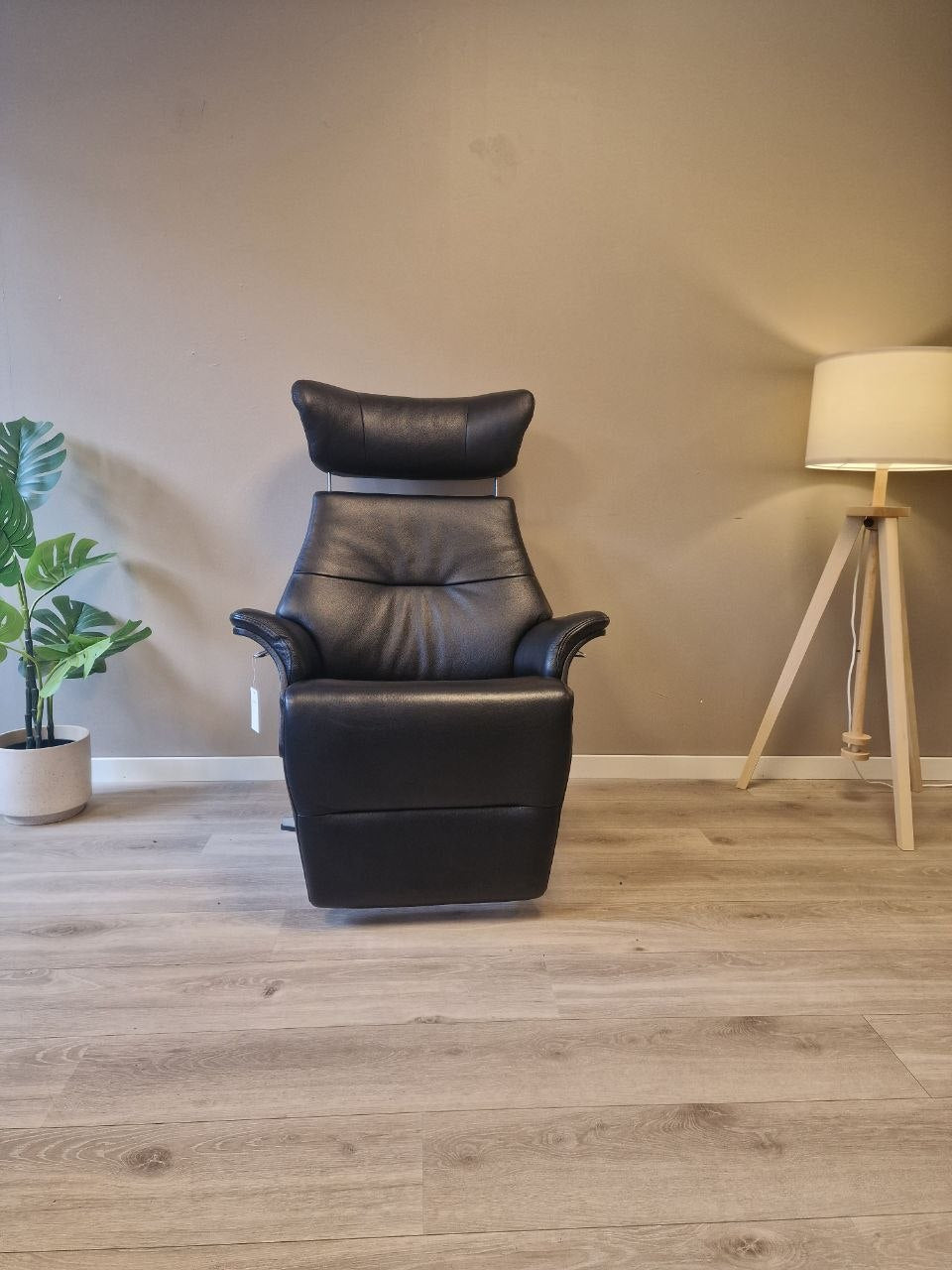 Conform Air Recliner / lenestol i svart