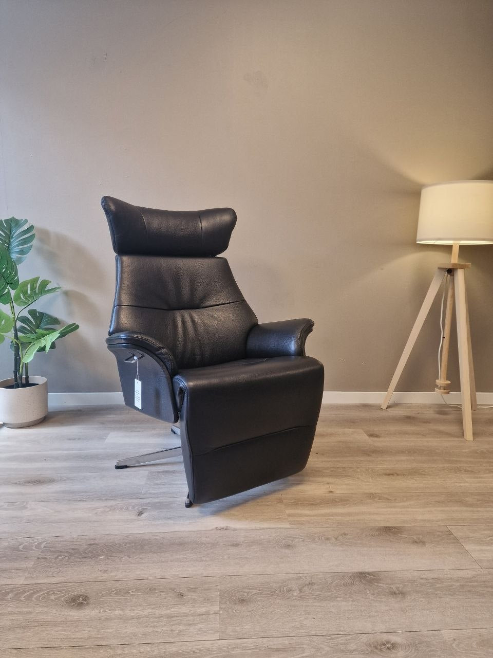 Conform Air Recliner / lenestol i svart