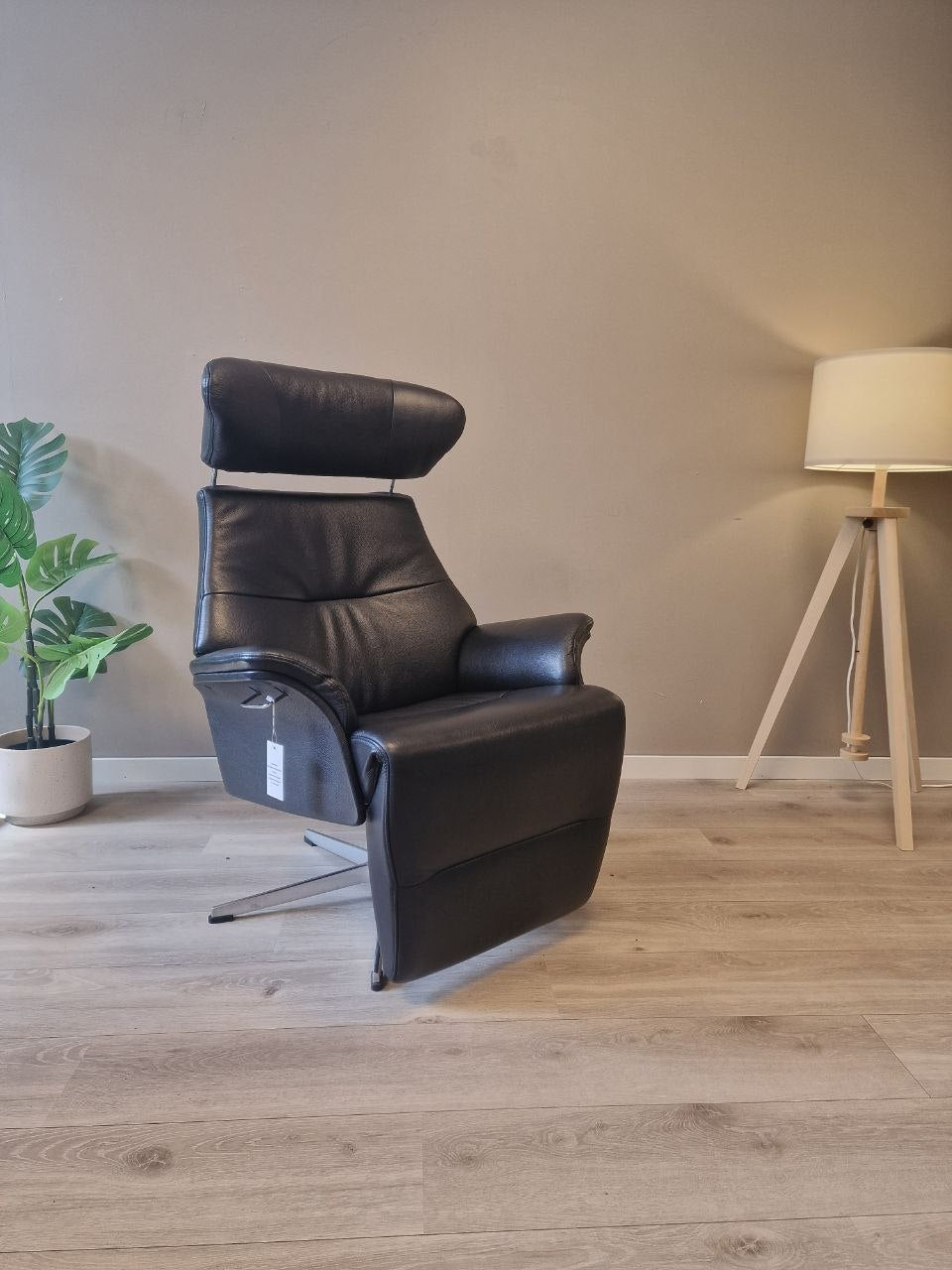Conform Air Recliner / lenestol i svart