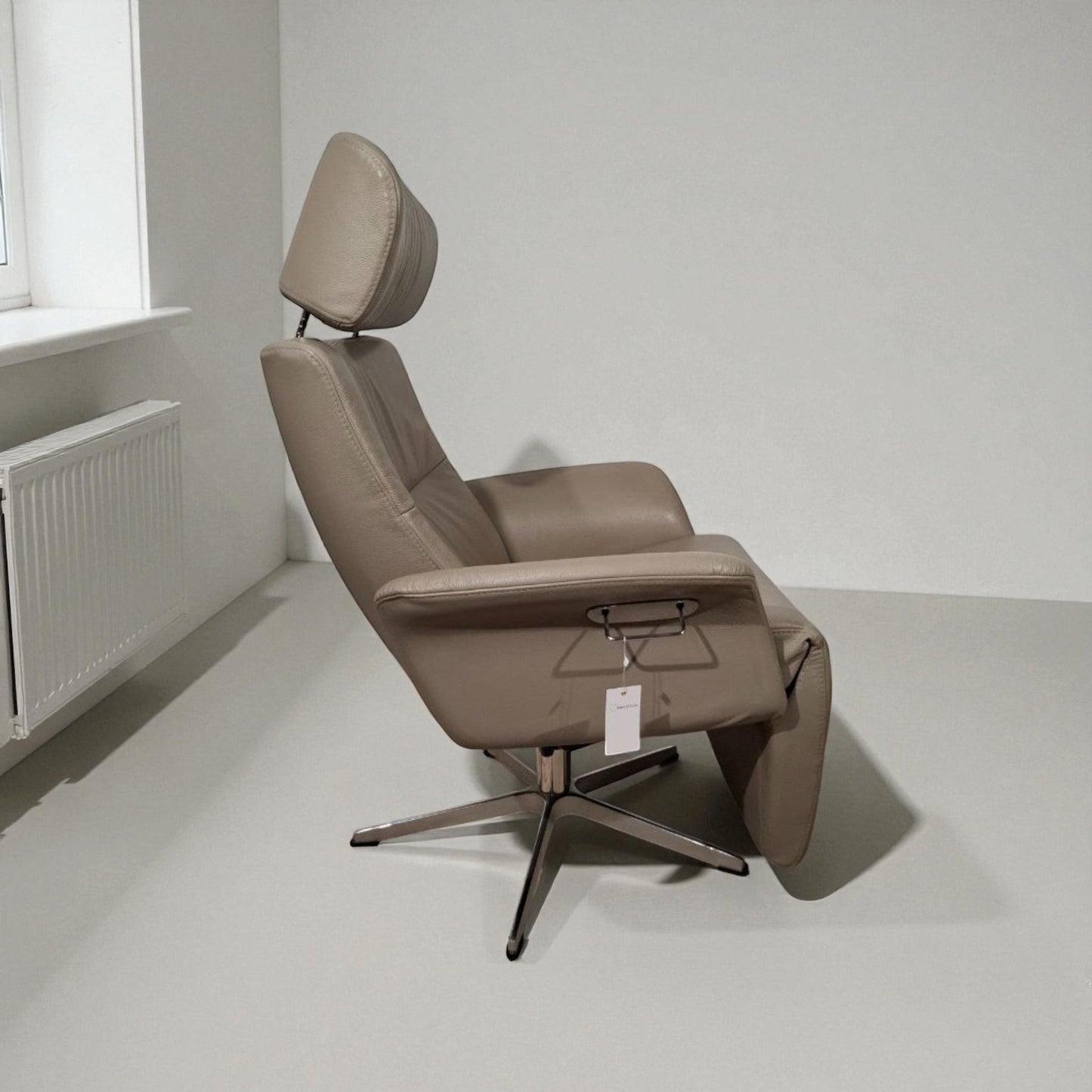 Conform Master Recliner lenestol i grå skinn – Eksklusiv komfort hos MøbelGlede