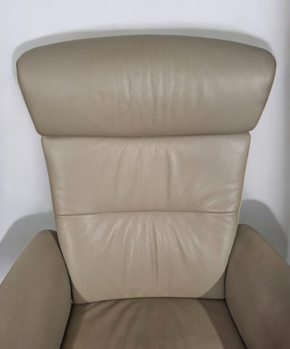 Conform Master Recliner lenestol i grå skinn – Eksklusiv komfort hos MøbelGlede