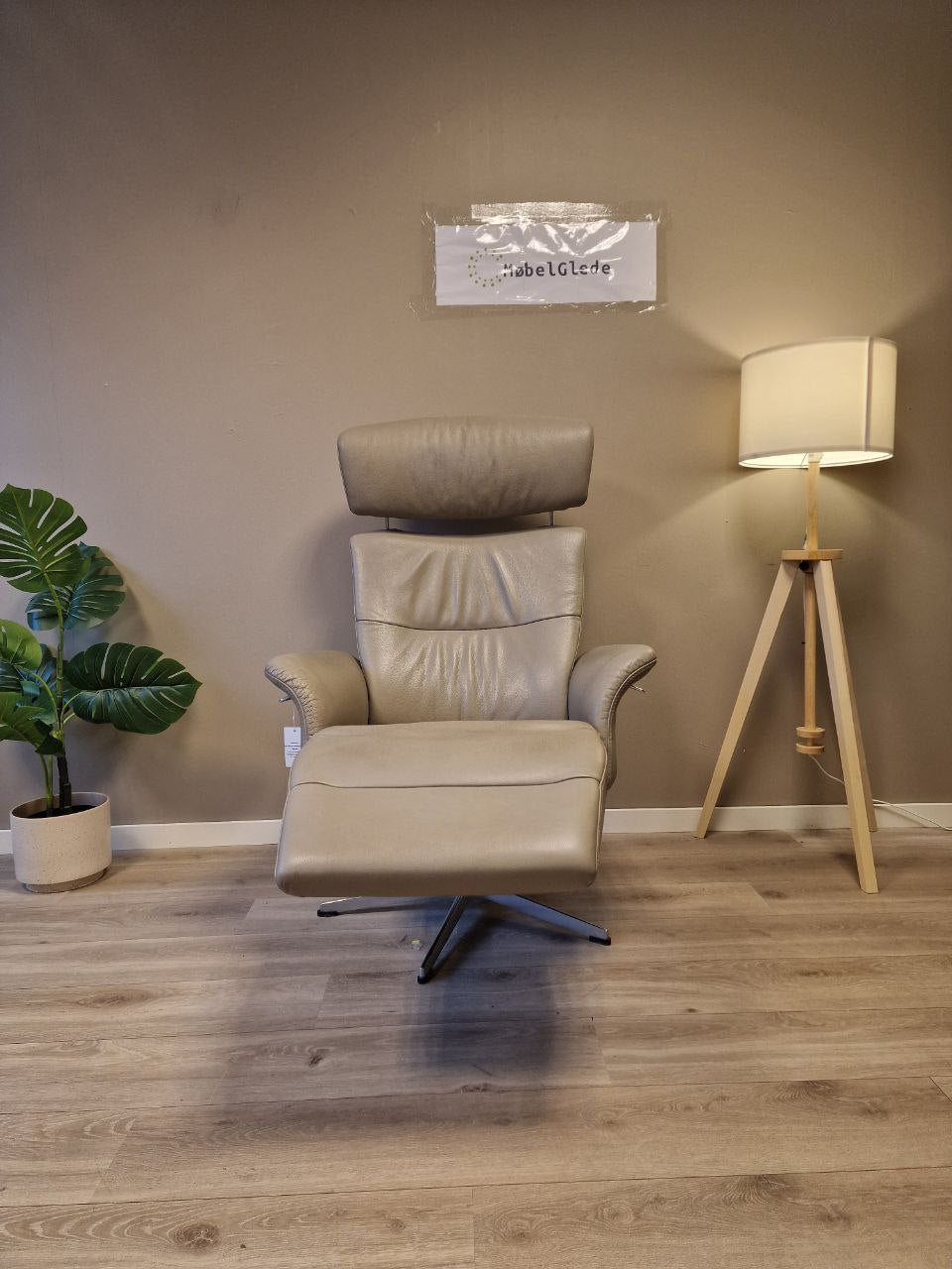 Brukt Conform Master Recliner / lenestol i grå - bakvisning