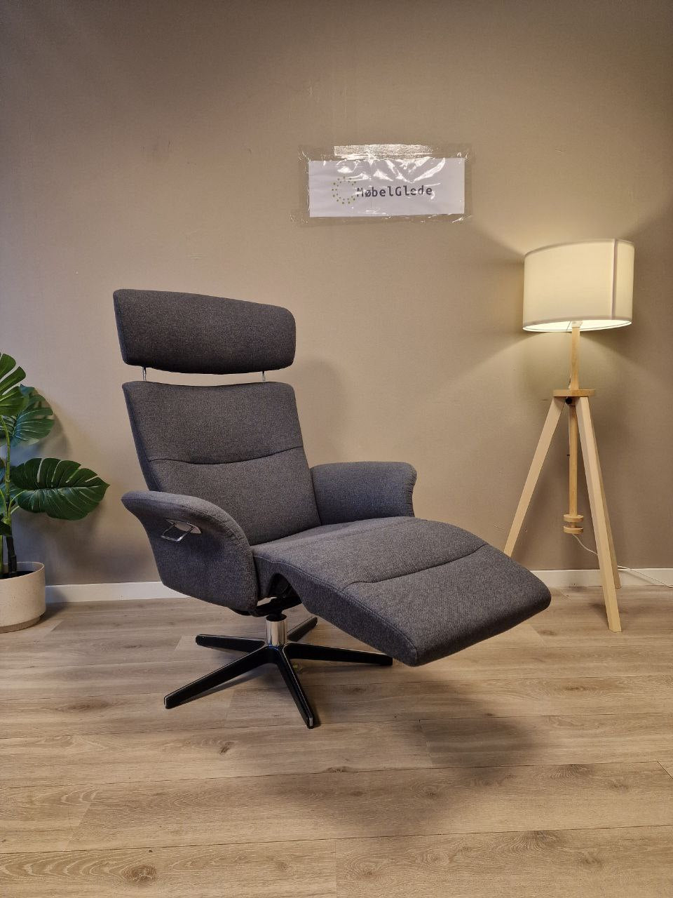 Brukt Conform Master Recliner / lenestol i grå - skravisning