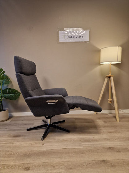 Brukt Conform Master Recliner / lenestol i grå - detaljbilde skinn
