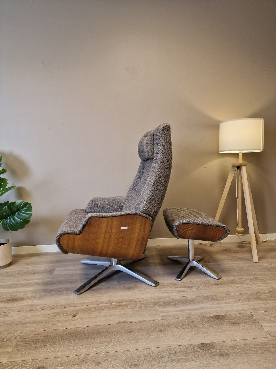 Conform Partner lenestol m/krakk i Grå tekstil