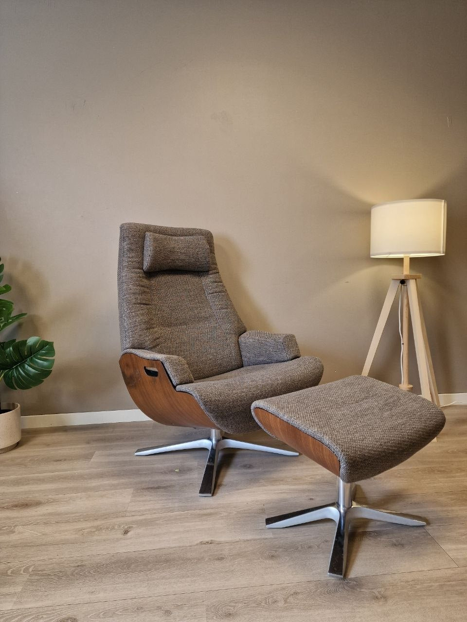 Conform Partner lenestol m/krakk i Grå tekstil