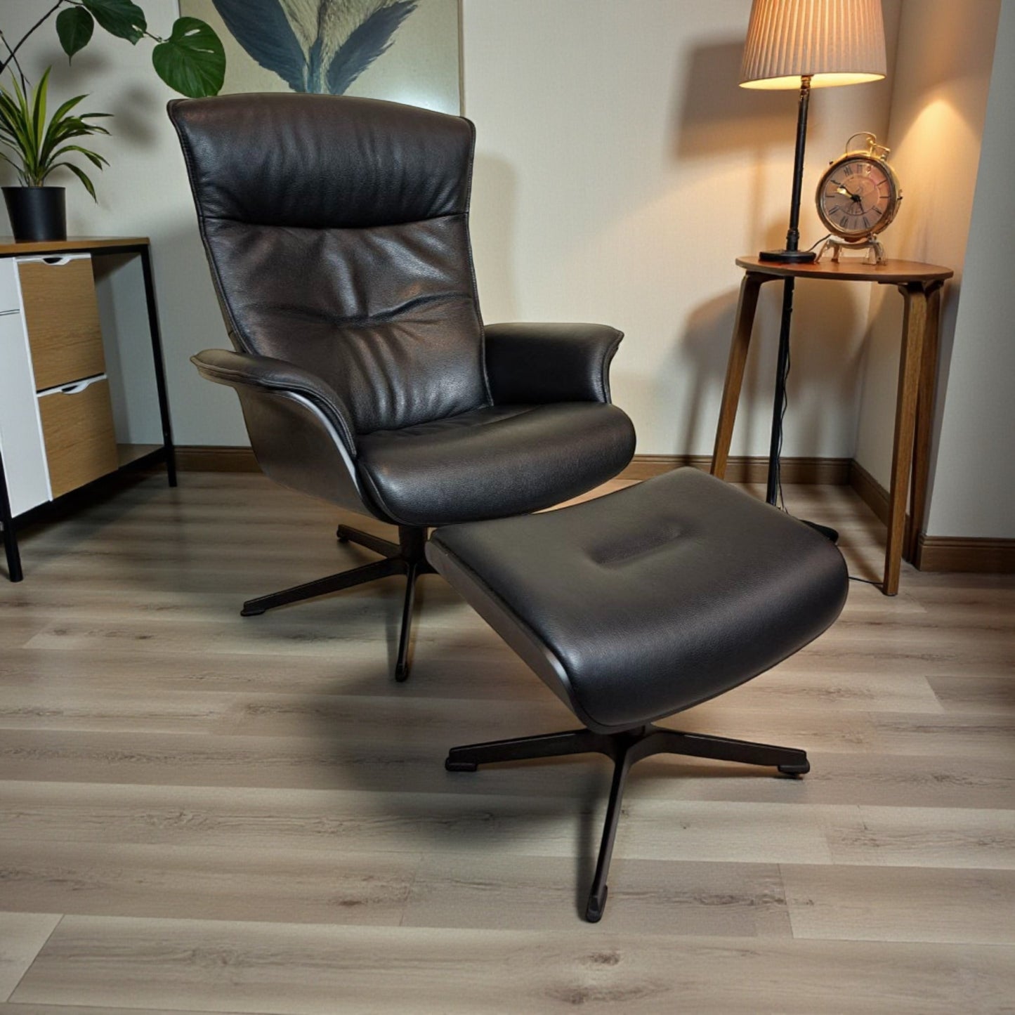 Conform Prime lenestol i skinn m/krakk | MøbelGlede