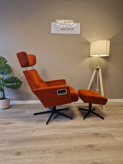 Brukt Conform Relieve lenestol m/krakk i rust farge - detaljbilde skinn